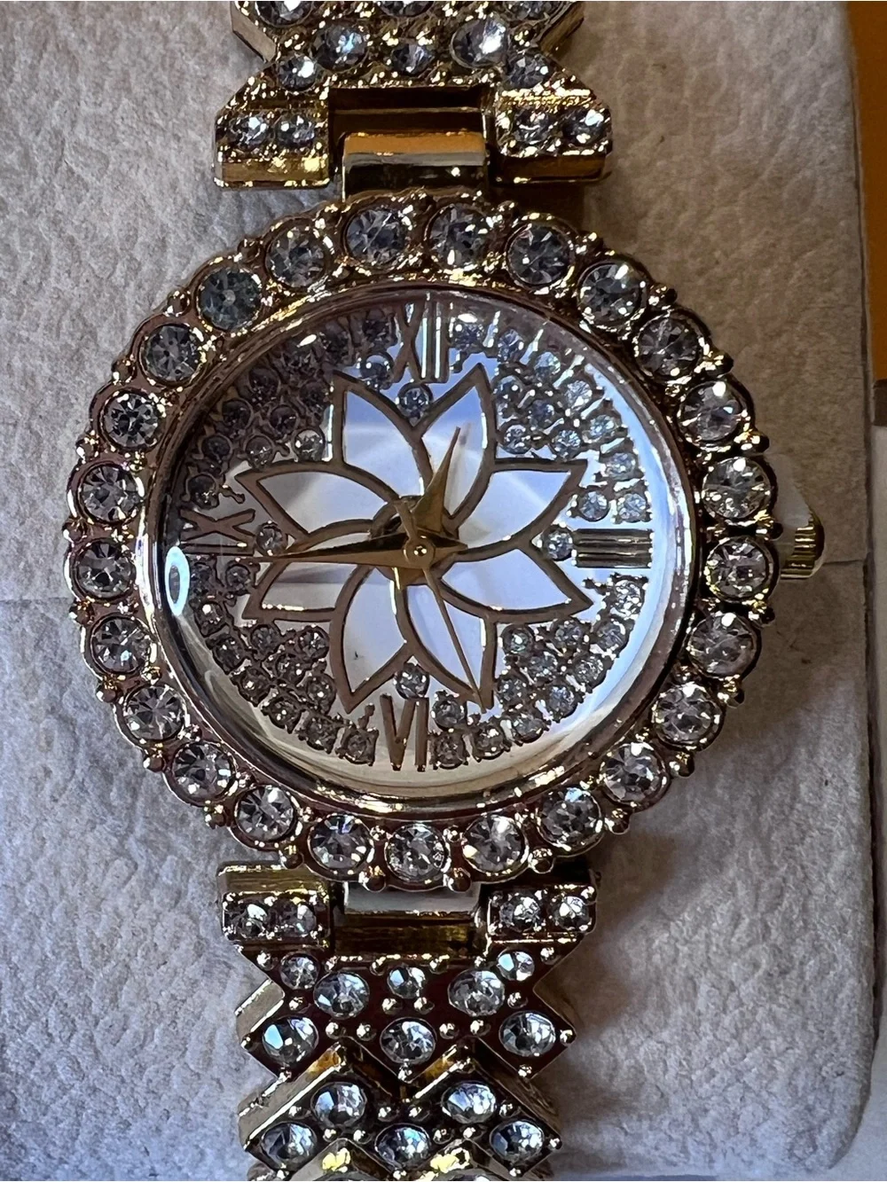 Women's Gold Tone CZ stone Flower Bracelet Watch